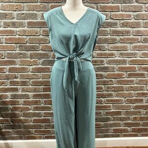 Sleeveless Tie-Front 2-piece in Teal